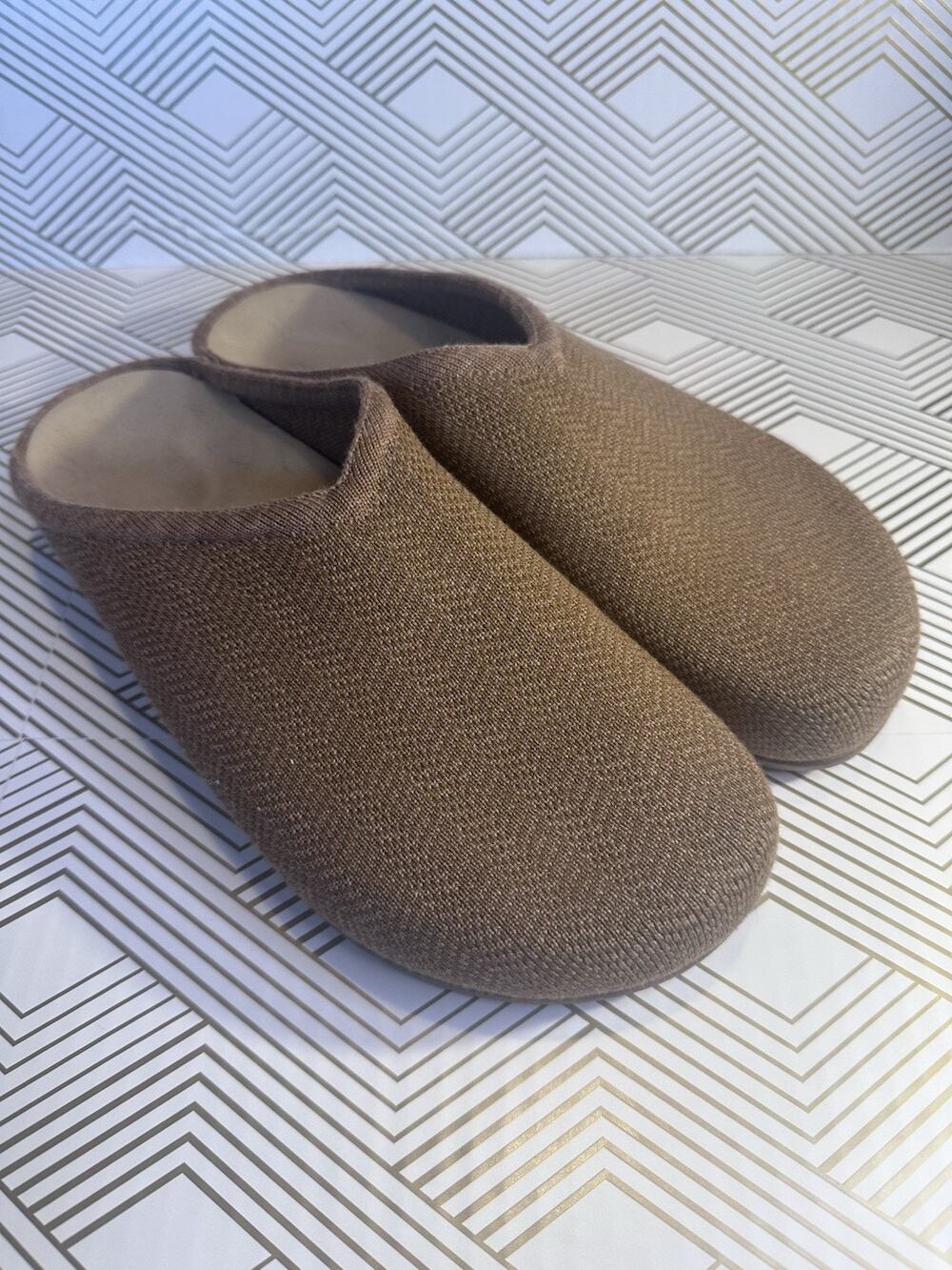 Rothy’s Men’s Clog Butternut Brown Knit Slip On Shoes Size 10?